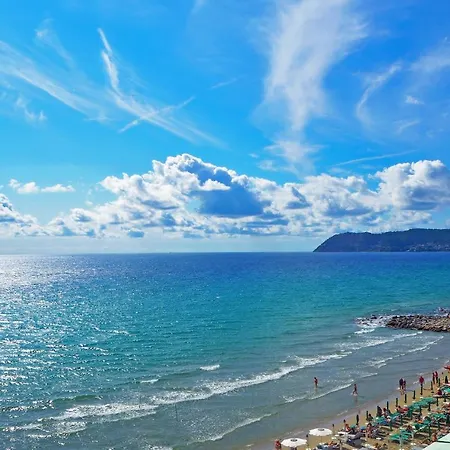 Apartmán La Casetta Di Rita At 230 Mt From Sea - Happy Alassio